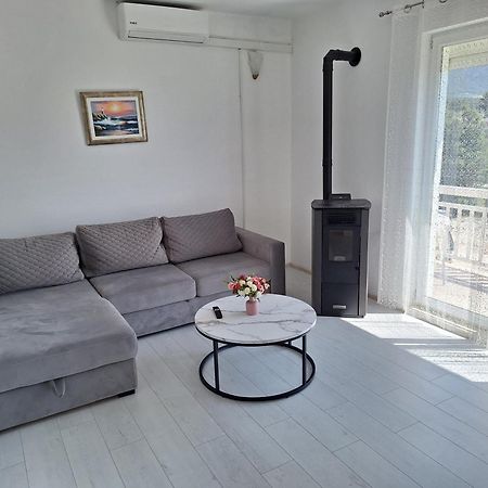 Apartment Tre Strade Baška Voda Eksteriør billede