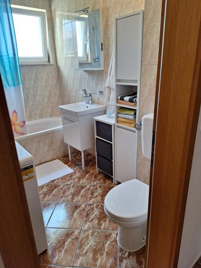 Apartment Tre Strade Baška Voda Eksteriør billede